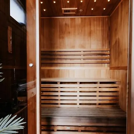 Un Duplex Alpin Avec Sauna Et Vue Panoramique Sur Les Aiguilles D'arves *